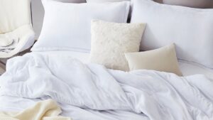 How to sanitize bed sheets